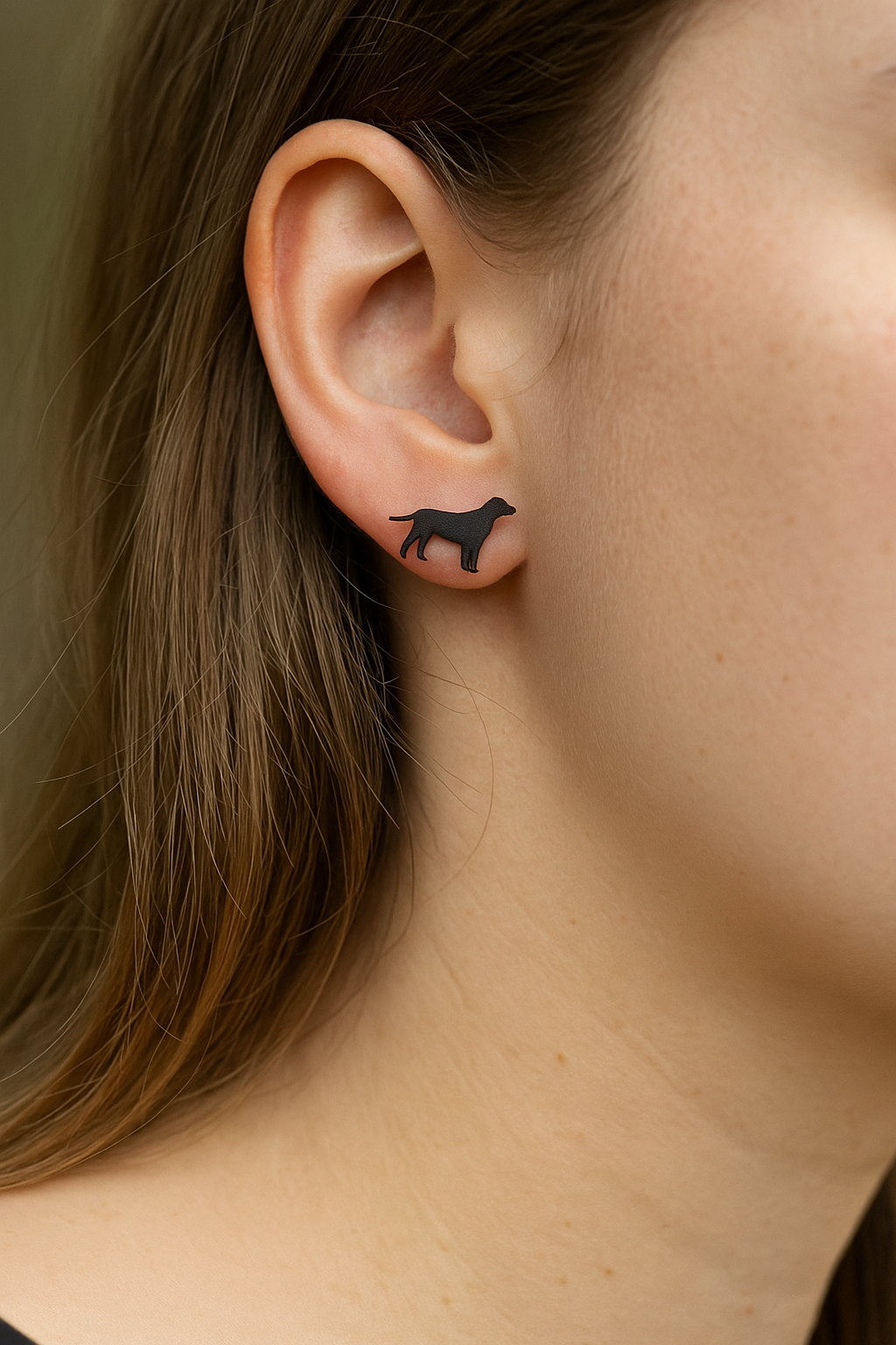 GGO Black Lab Silhouette Studs